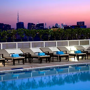 crowne-plaza-deira.dubaihotelsoffers.com/