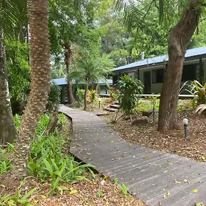 tanglewood-gardens-rainforest-retreat.hotelssunshinecoast.net/